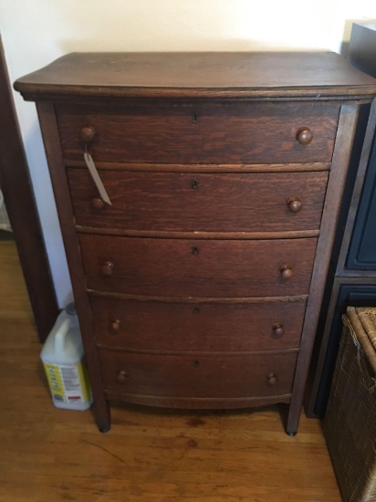 Oak five drawer chest of drawer with skeleton key locks (no keys), dovetail drawers, slightly curved
