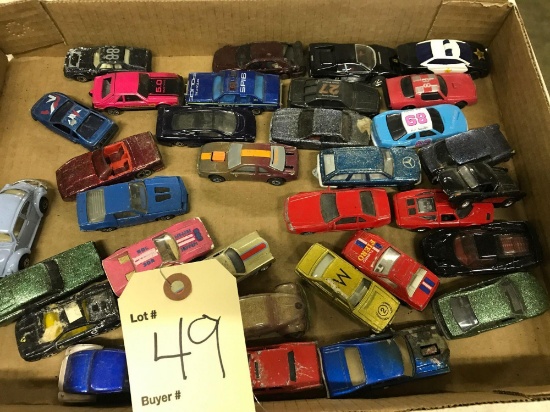 ASSORTMENT MATCHBOX SIZE CARS