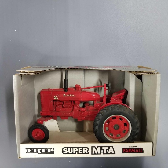 McCORMICK FARMALL MODEL "SUPER MTA" SPECIAL EDITION