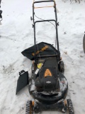 Poulan 6hp self propelled 21'' mower with bagger. Nice Condition! NO SHIPPING!