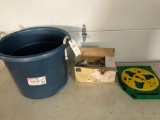 collapsible garden hose in reel and 5bu plastic container