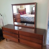 6 Drawer Vanity/Dresser with Mirror