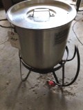 30 Quart Turkey Fryer with Propane Burner