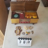 Stereo Jewelry Box with Variety of Jewelry