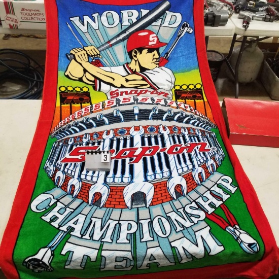 SNAP ON World Championship Beach Towel
