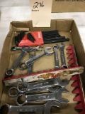 Assortment Wrenches inc. SNAP ON Metric Stubby Combination