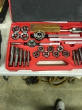 SNAP ON Tap and Die Set