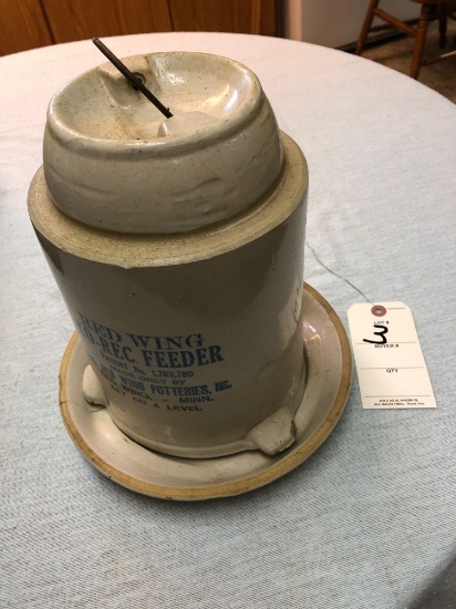 Red Wing Crock KO-REC Feeder