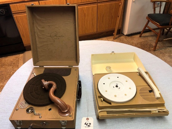 Record Players inc Waters Conley "Phonola" Hand Crank Model