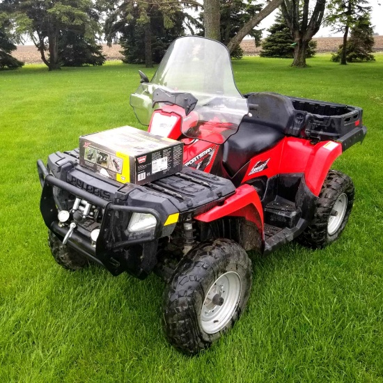 Polaris Sportsman 800 ATV, 4 x4, Auto Transmission, Dump Box