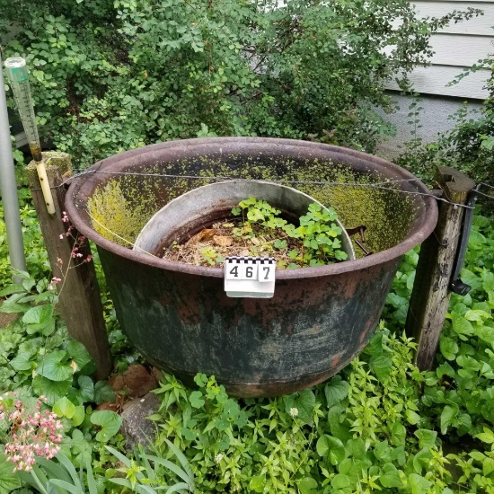 36" Cast Iron Scalding Pot Hanging Style