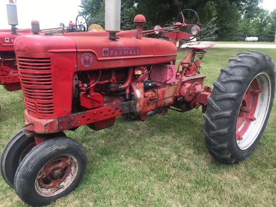 1953 IH Farmall Super M Tractor