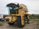 1997 Hew Holland TR88 Combine