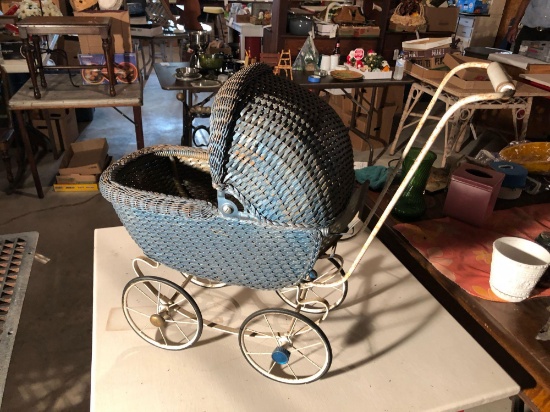 Wicker doll buggy - nice condition!