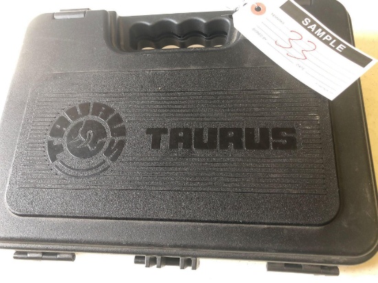 Taurus PT1911 .45 ACP Hand gun with 2 clips -New in Case