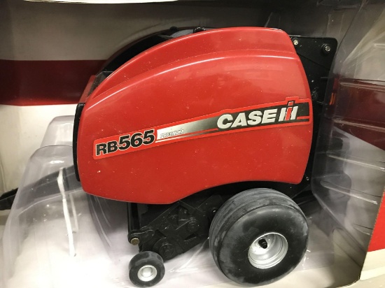 CaseIH "565 Premium" Round Baler