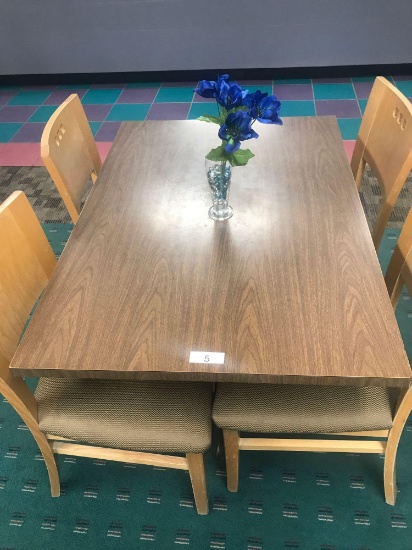 30" x 42" Table with single pedestal and 4 wood chairs