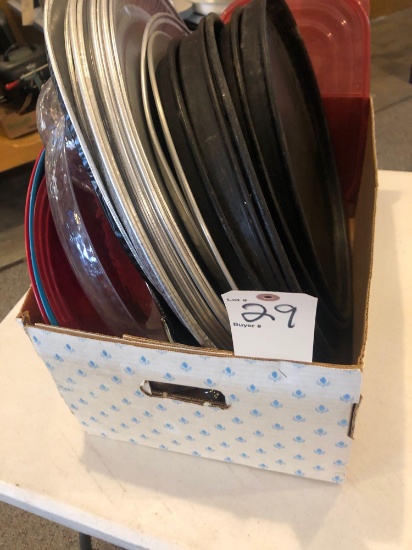(5) 16'' metal pizza pans, several 18'' aluminum serving trays, plastic and stainless serving trays.