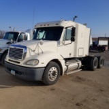 2004 Freightliner Columbia Semi-Tractor