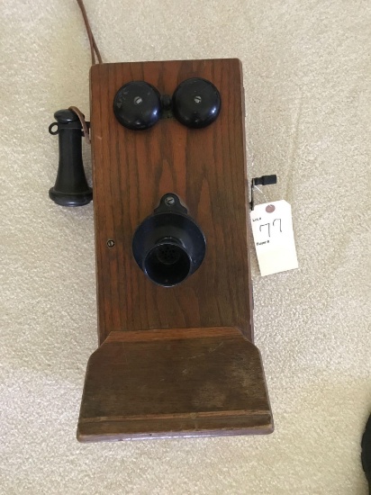 Oak antique wall phone w/hand crank