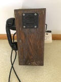 Oak antique wall phone w/hand crank