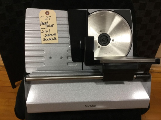 Von Shef electric meat slicer (Donated by: Jim & Jeannie Schlichte)