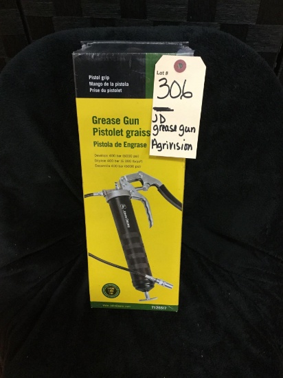 John Deere grease gun (Donated by: AgriVision)