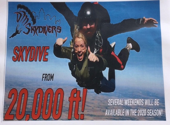 Gift Certificate for 1 tandem skydiving experiences with Des Moines Skydivers (purchased with a