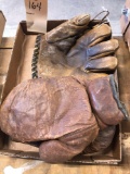 1930's Goldsmith split finger baseball glove Ray Kolp.