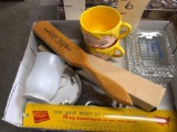 Vander Meer Baker Clothes brush, to Campbell's soup cups cups, one Kool-Aid cup one coast-to-coast