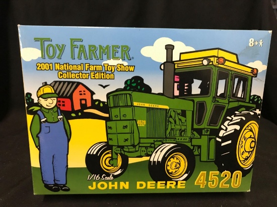 1/16 scale Ertl 2001 National Farm Toy Show Collector Edition JD 4520 Tractor, NIB
