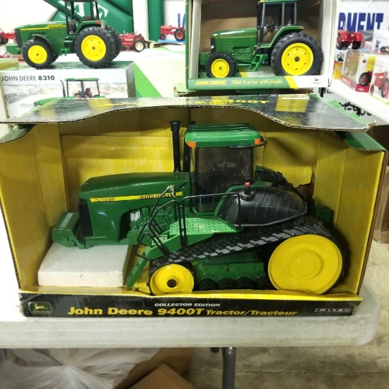 1/16 scale Ertl Collector Edition JD 9400T Tractor and Box