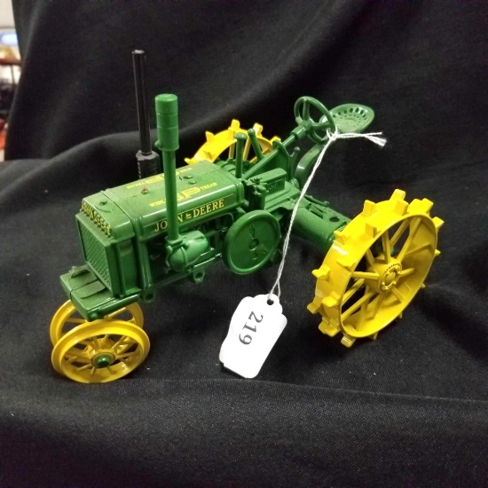 1/16 scale Ertl JD Collector 1995 GP Wide Tread Tractor