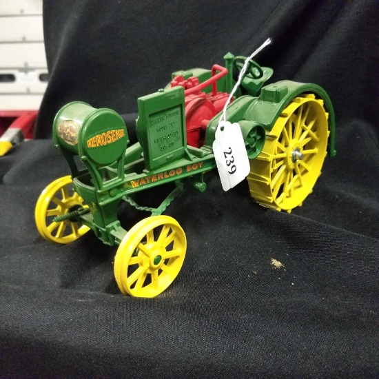 1/16 scale Ertl Special Edition JD Model R Waterloo Boy Tractor