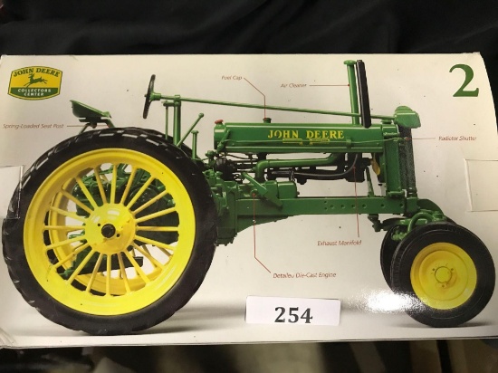 1/16 scale Ertl JD Model BWH-40 Unstyled Tractor, NIB