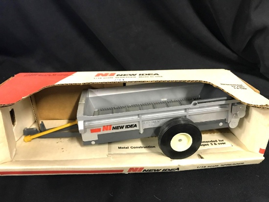 1/16 scale models New Idea 1st Edition 1988 Manure Spreader, In Box