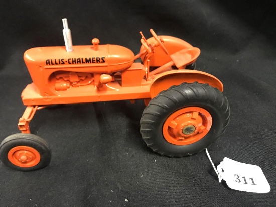 1/16 Allis Chalmers Tractor