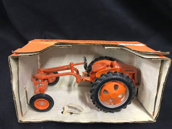 1/16 scale models 1948 A-C G Tractor in Box