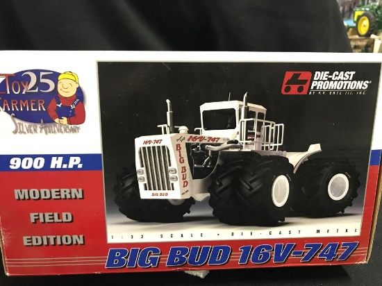 1/32 scale Die-Cast Promotions Toy Farmer Silver Anniversary Big Bud 16V-747 Tractor 900 hp Modern