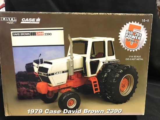 1/16 scale Ertl Toy Tractor Times 24th Anniversary 1979 Case David Brown 2390 Tractor, NIB