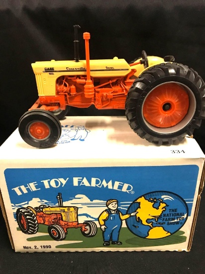 1/16 scale Ertl 1990 Toy Farmer Case 800 Diesel w/Box