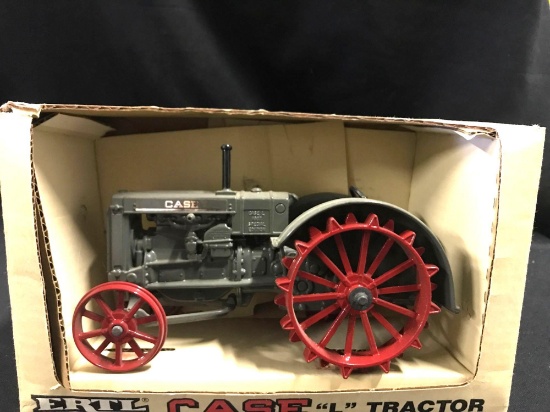 1/16 scale Ertl Special Edition Case L Tractor in Box