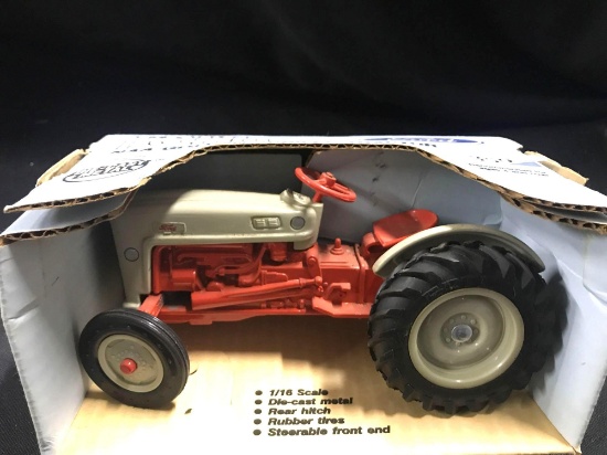 1/16 scale Ertl Ford NAA Golden Jubilee Tractor in Box