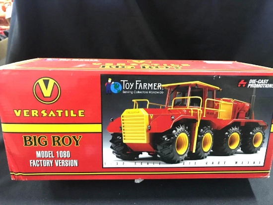 1/32 scale Die Cast Promotions Model 1080 Factory Version Versatile Big Roy Tractor, NIB