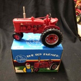 1/16 scale Ertl The Toy Farmer IH Farmall Super M-TA Diesel Tractor w/Box