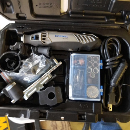 Dremel 4200 In Case w/Accessories