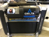 Delta Model 22-560 12.5'' x 6'' Planer. NO SHIPPING AVAILABLE ON THIS LOT!