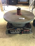 Delta Bench Oscillating Spindle Sander. NO SHIPPING AVAILABLE ON THIS LOT!