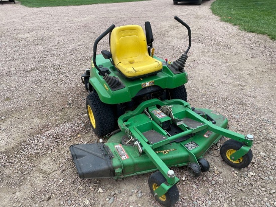 JOHN DEERE F620 ZERO TURN LAWN MOWER