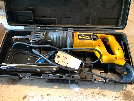 DEWALT RECIPROCATING SAW